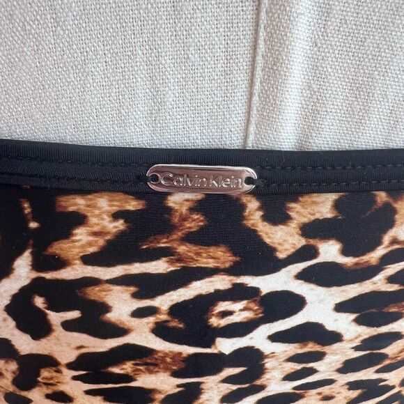 Calvin Klein V-Wire Halter Tankini Top Jaguar Brown Size Medium NWT - Picture 8 of 14